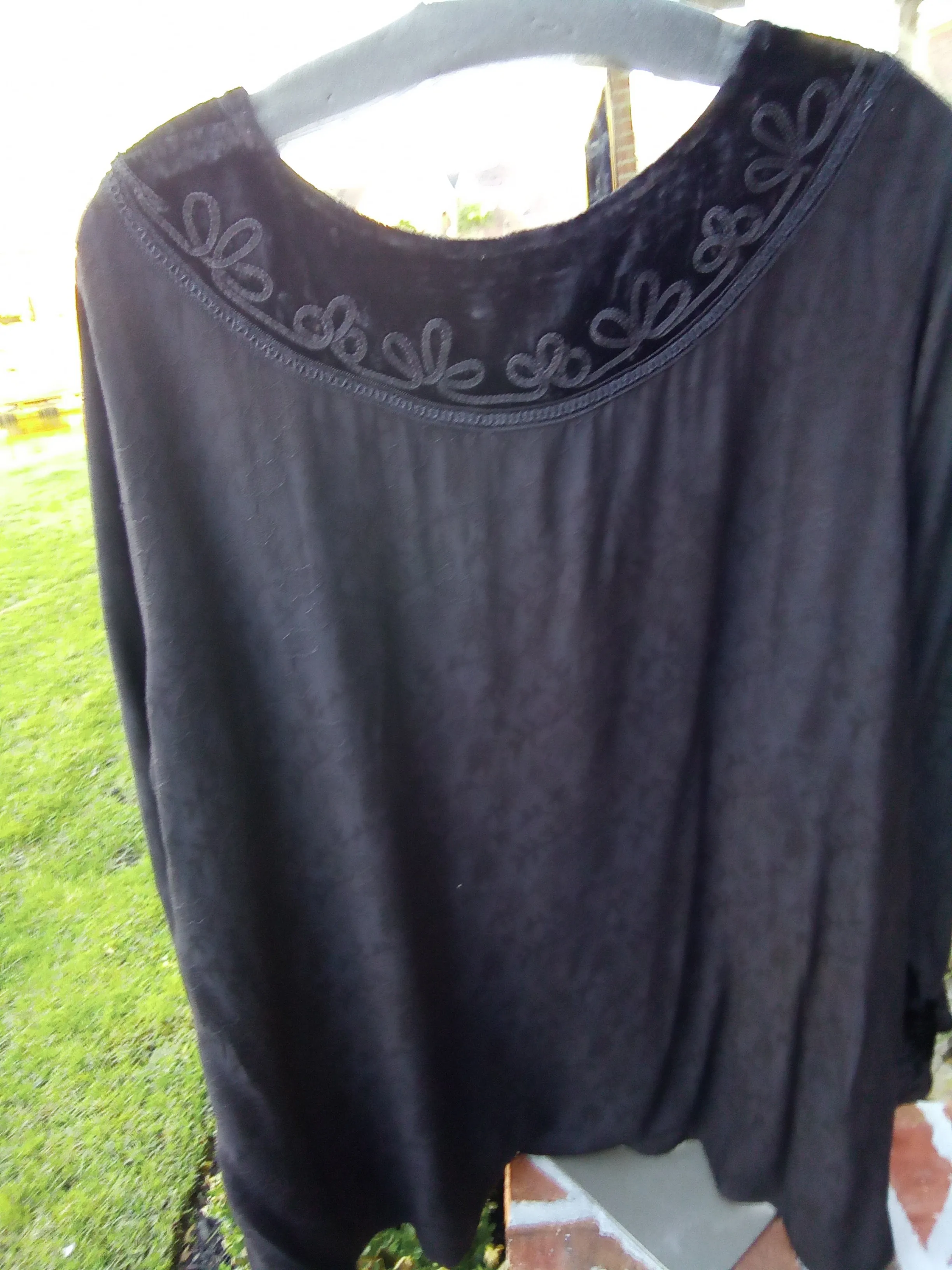 Rayon and Velvet Tunic - black | Parsley & Sage